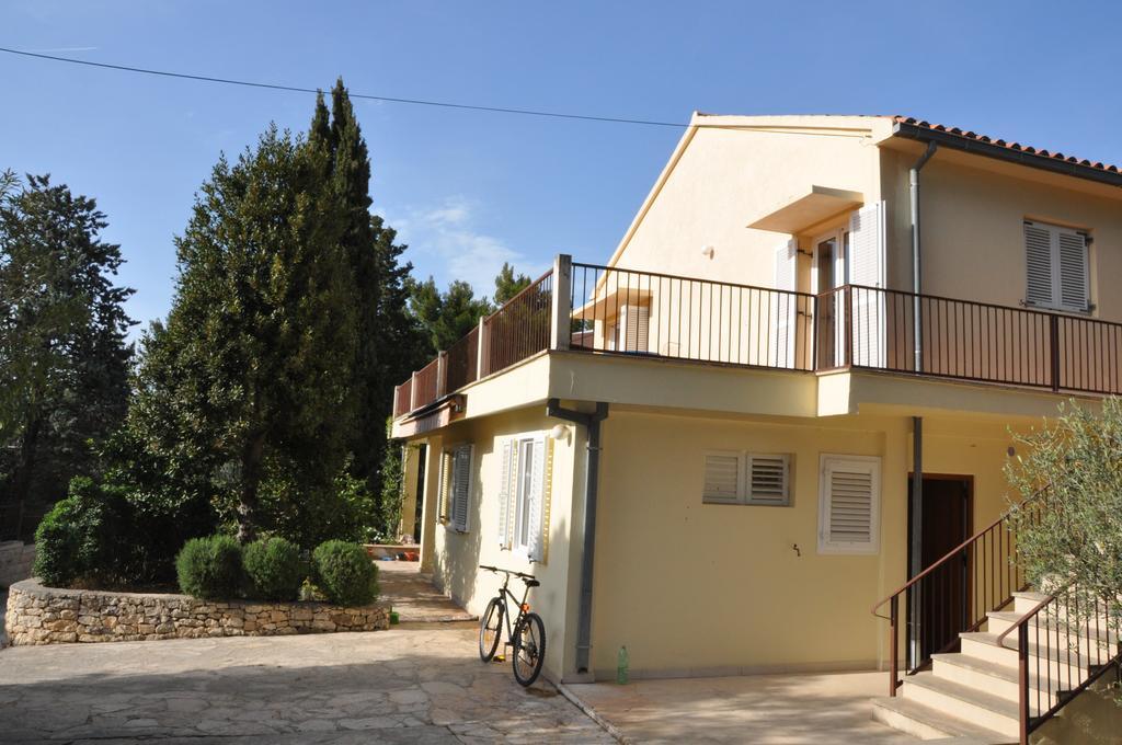Apartment Supetar Blue Sky Luaran gambar